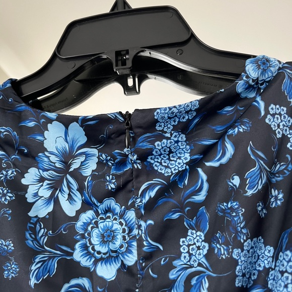 NSR Baby doll ruffle dress blue navy floral - Picture 4 of 9